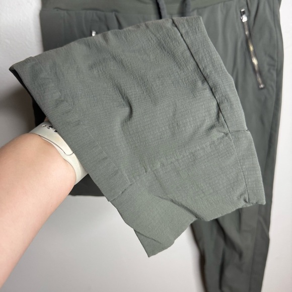Athleta Trekkie North Jogger Pant Hiking Trail  Arbor Olive #405726 - Picture 13 of 15